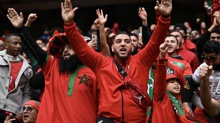 REPORTAGE. “Il manque un petit truc” : le Maroc se qualifie pour les quarts de finales de la CAN, sans emballer les supporters