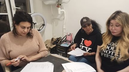 REPORTAGE. La ligne d’écoute internationale de Stop Homophobie saturée d’appels en provenance du Sénégal depuis le vote d’une loi anti-homosexuels