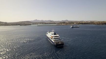 Un foyer de syndrome respiratoire aigu provoque trois morts sur un bateau de croisière dans l’Atlantique, selon l’OMS