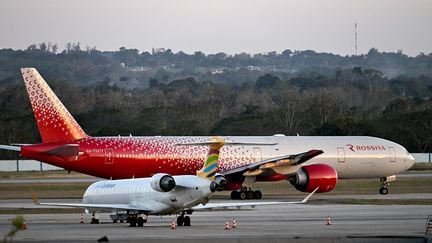 Les Russes ont de plus en plus de mal à trouver une destination pour les vacances, faute de vols directs et de visas