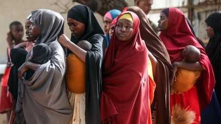 En Somalie, des coupes “sans précédent” dans l’aide humanitaire affectent les services de santé et de nutrition, alerte l’Unicef